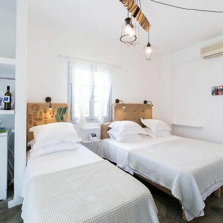 Evi Rooms Aliki  Luaran gambar