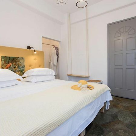 Evi Rooms Aliki  Luaran gambar
