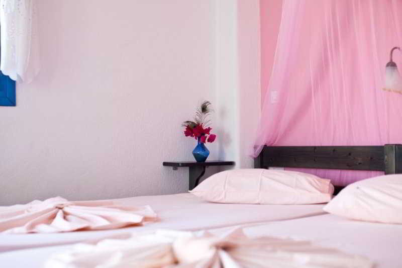 Evi Rooms Aliki  Luaran gambar