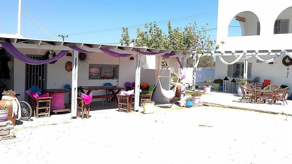 Evi Rooms Aliki  Luaran gambar
